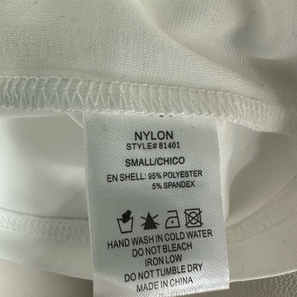 Nylon Apparel -  3 D Floral One Shoulder‎ Top, White, Sizes S - NWT - Picture 11 of 11